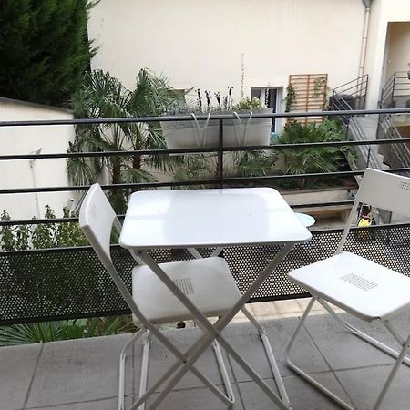 Appartement F3, 2 Chambres 塞纳河畔伊夫里 外观 照片