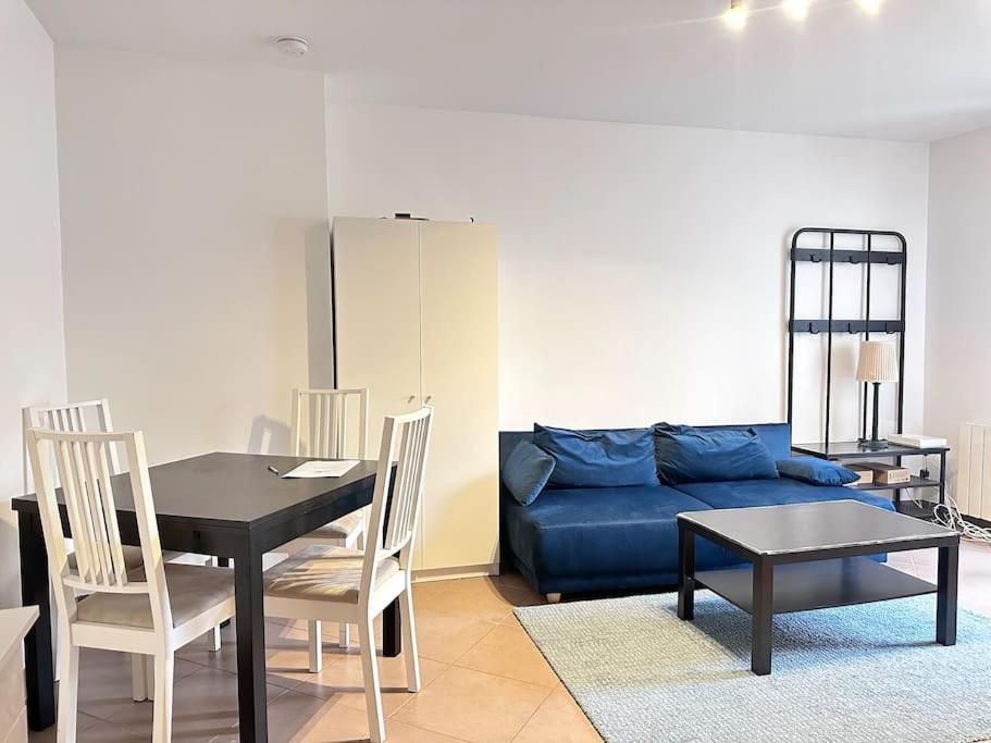 Appartement F3, 2 Chambres 塞纳河畔伊夫里 外观 照片